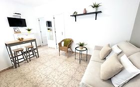 Mahostly Apartamento Comillas Pg
